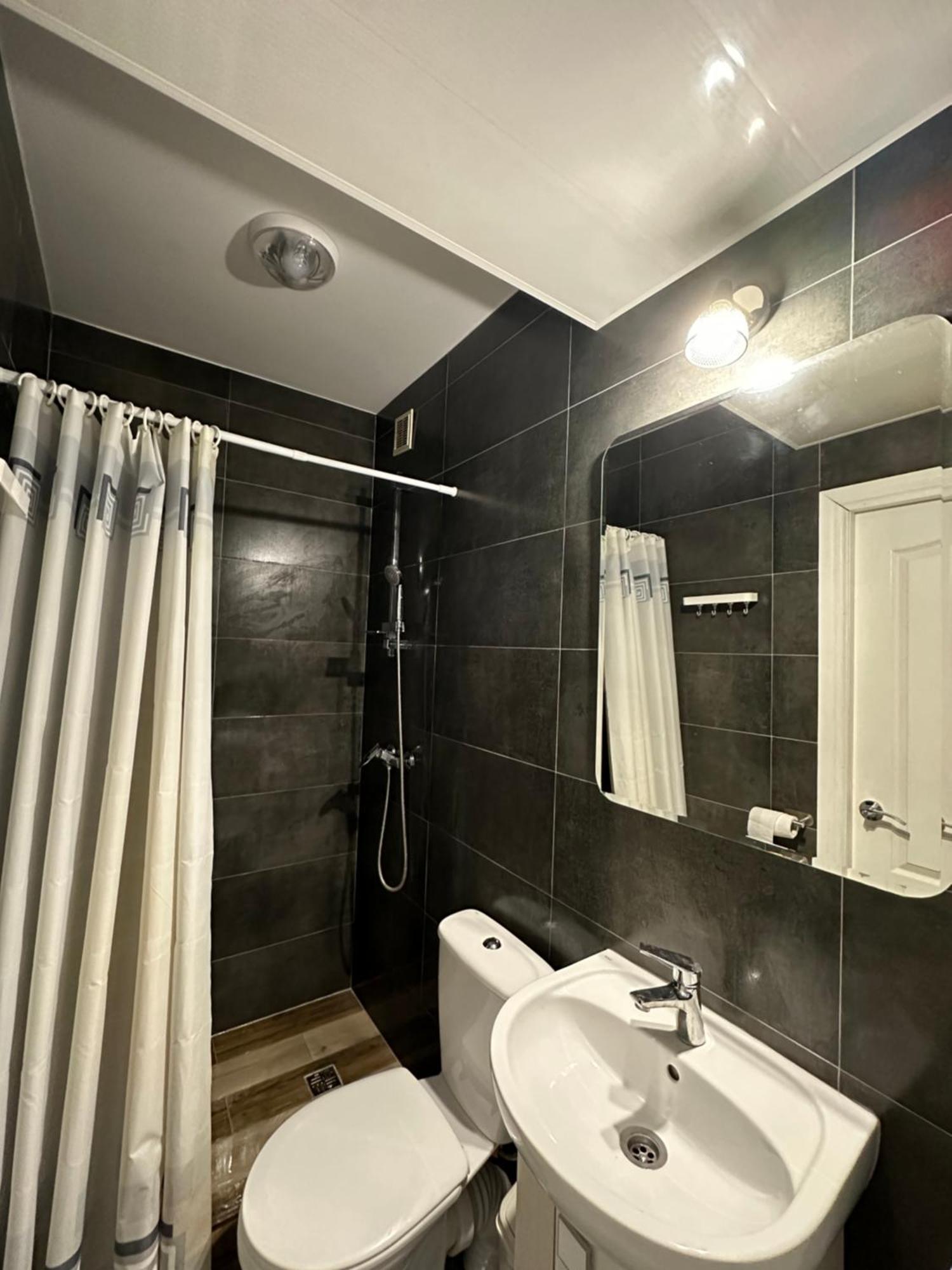 Levvv Apartment Lviv Exterior foto