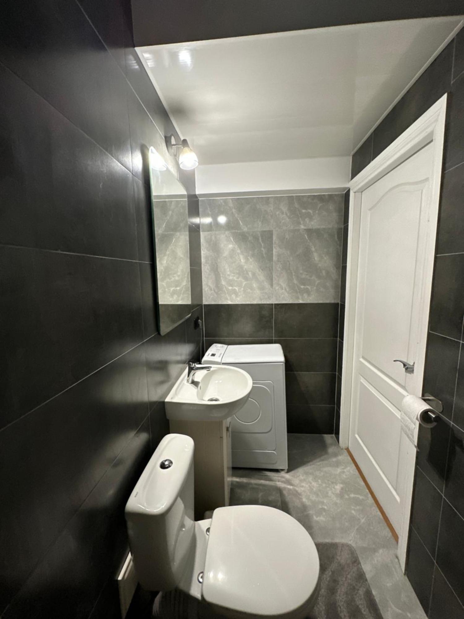 Levvv Apartment Lviv Exterior foto